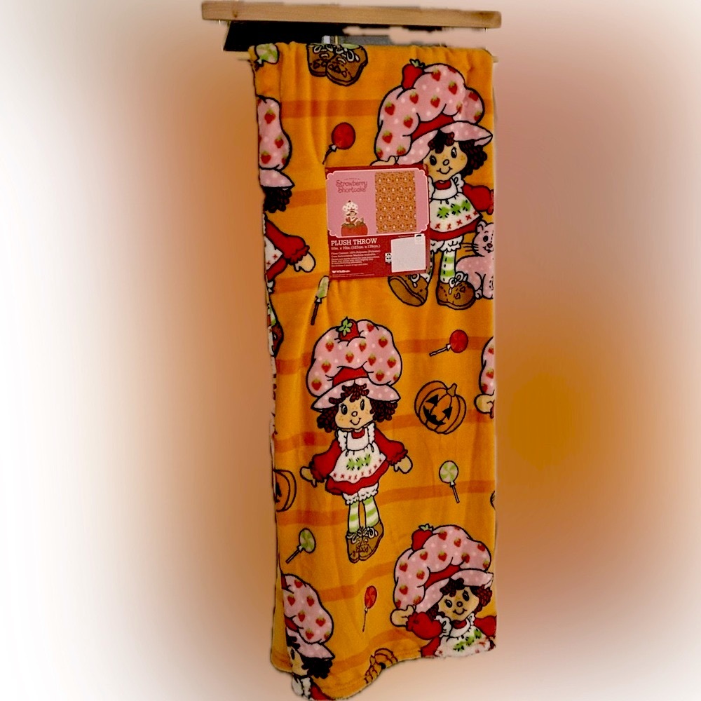 Halloween Strawberry Shortcake Throw